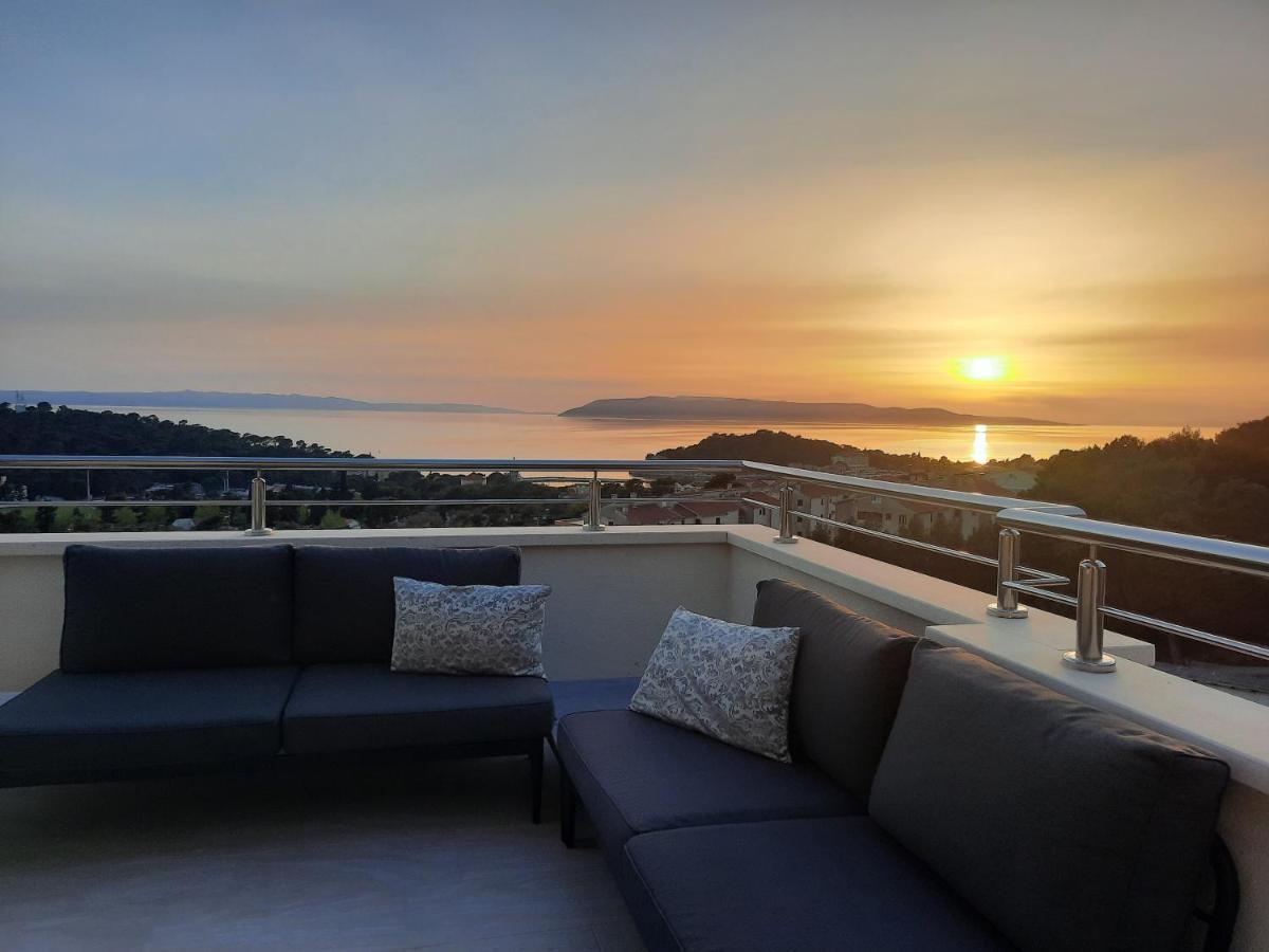 Apartment Anny De Luxe With Sea View Makarska Bagian luar foto